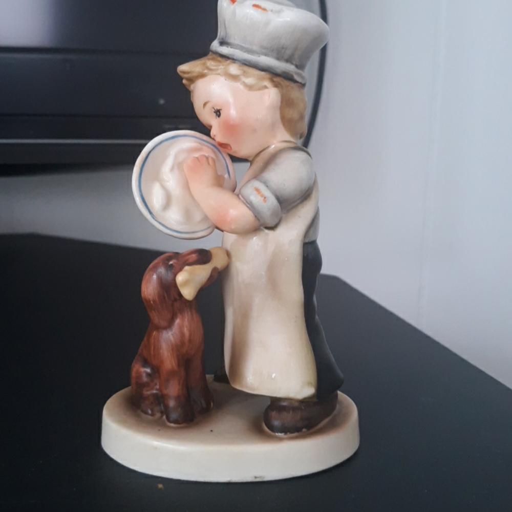 Vintage dishwasher hummel